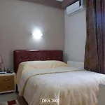 Hotel Dea 2002