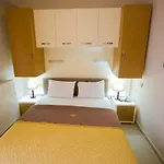 Dea 2002 Hotel Korce