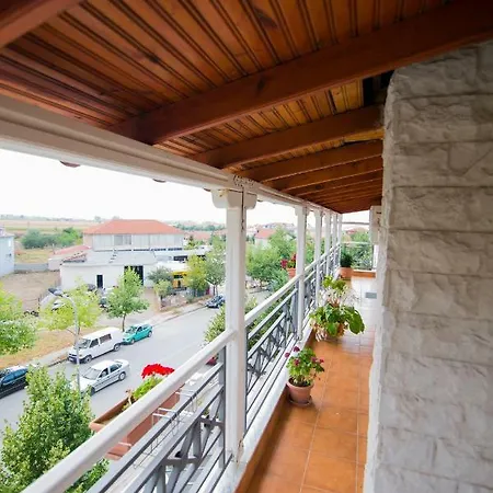 ホテル Dea 2002 3*