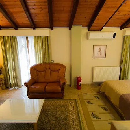 Hotell Dea 2002 Korça