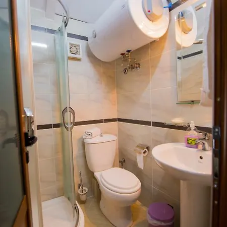 Hotel Dea 2002 Korce
