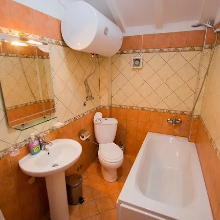 Dea 2002 Hotel