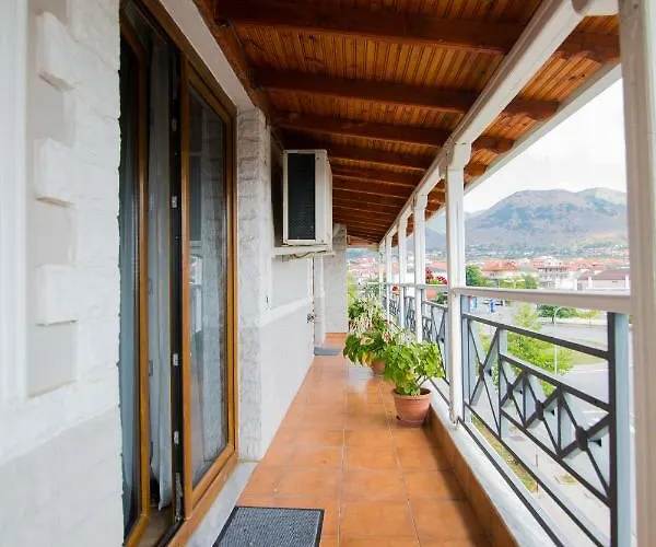 Hotell Dea 2002 Korça