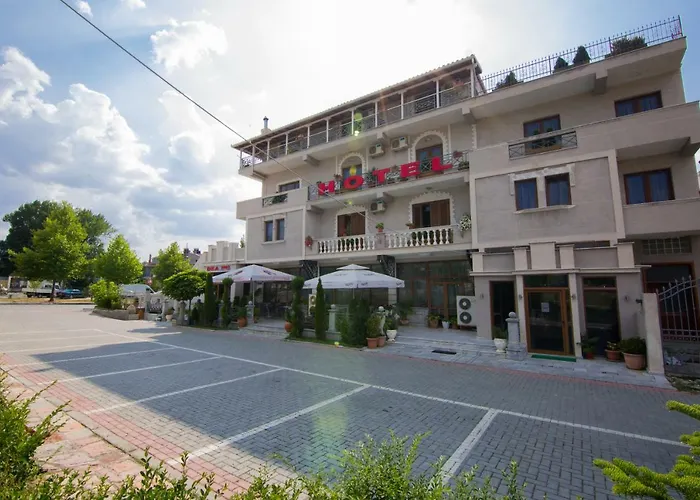 Dea 2002 Hotell Korça