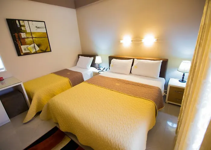 Hotell Dea 2002 Korça