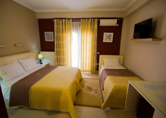 Hotell Dea 2002 Korça