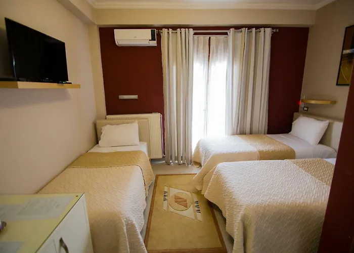 Hotell Dea 2002 Korça